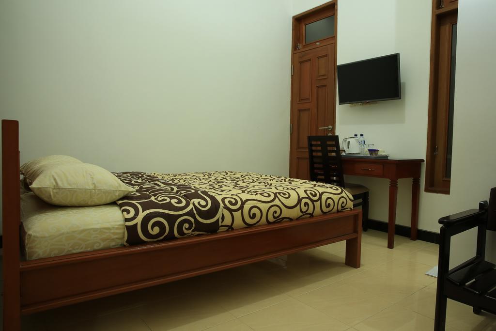 Selemadeg Puri Kusuma Guest House חדר תמונה