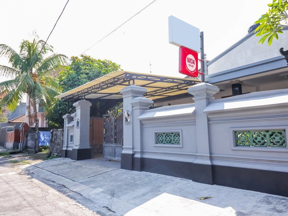 Selemadeg Puri Kusuma Guest House מראה חיצוני תמונה