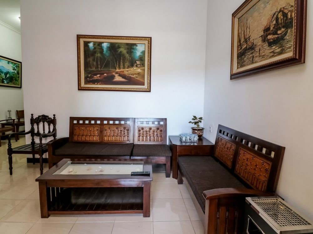 Selemadeg Puri Kusuma Guest House מראה חיצוני תמונה